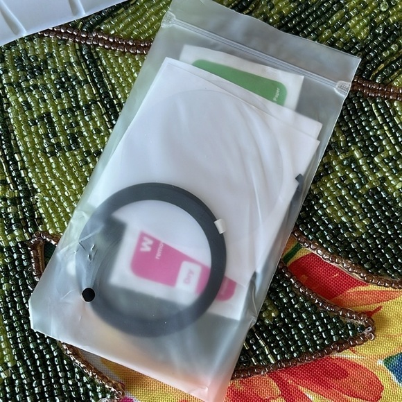 Brand New 3-in-1 Neck Phone Holder Magnetic Chest Mount GoPro Recording Magsafe - Picture 3 of 14